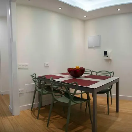 Outstanding Design Space In An Excellent Location
