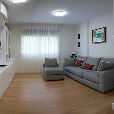 Outstanding Design Space In An Excellent Location Santa-Cruz de Ténérife